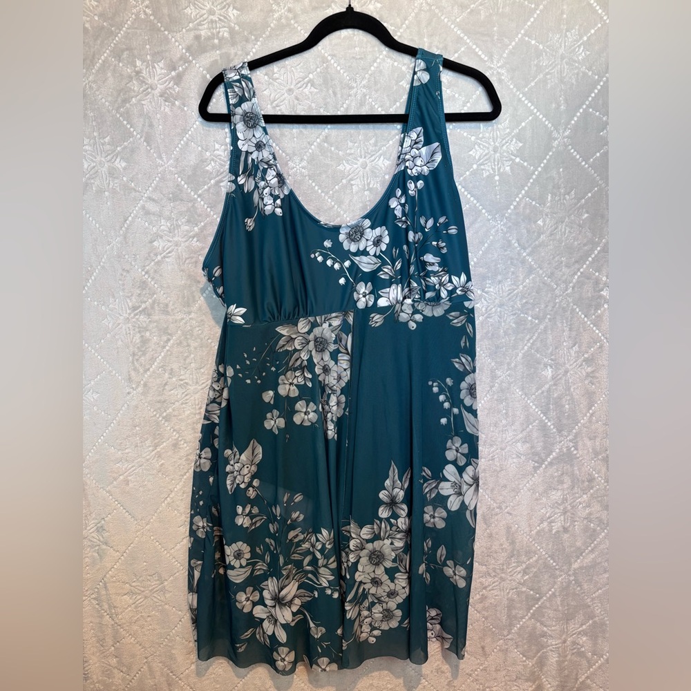 Plus Size Floral Swim Dress • SHEIN • 4XL • Teal & White Floral Overlay Swimwear